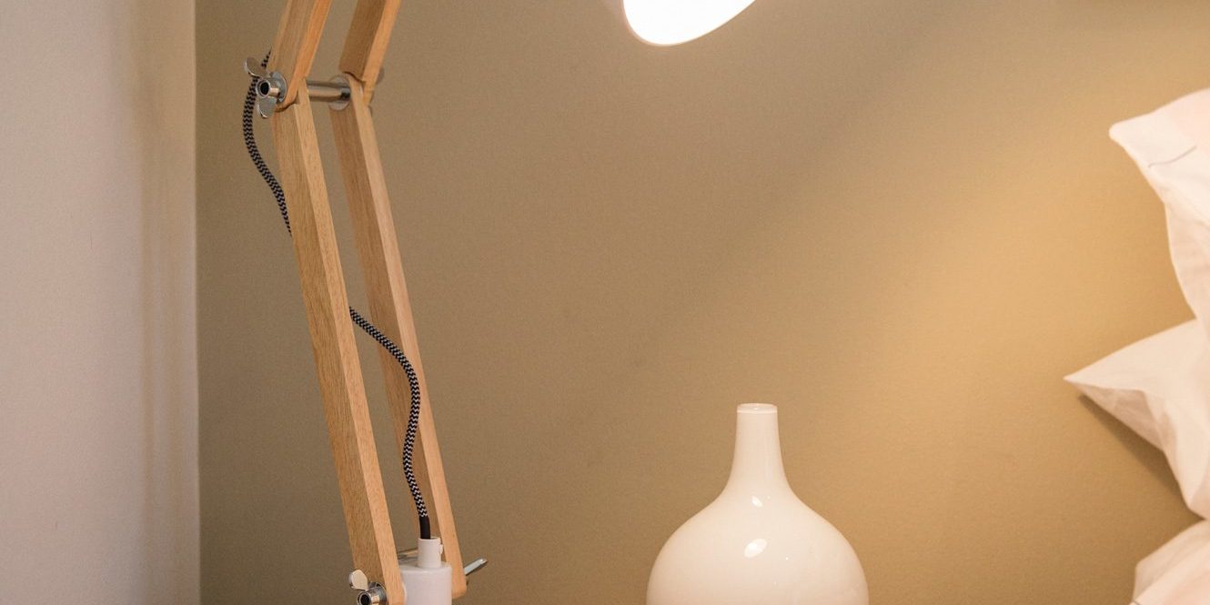 Natural side table styling